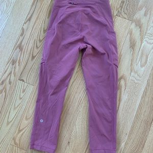 Pink cropped lululemon leggings